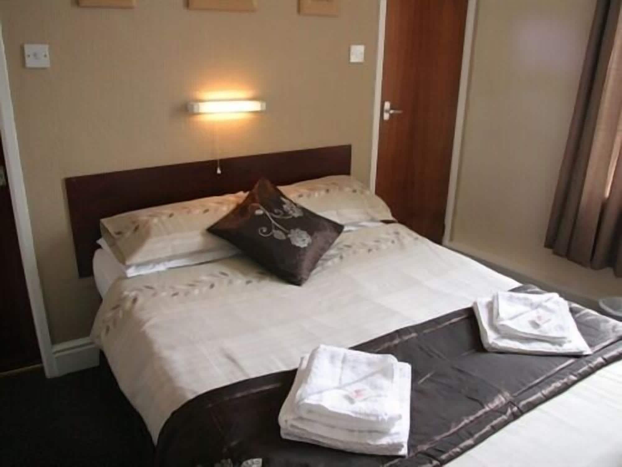 New Promenade Guest house